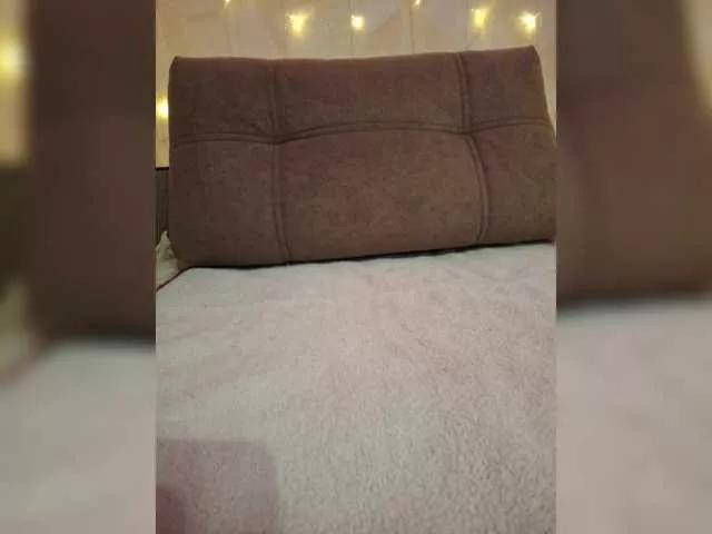 -Alena-a on BongaCams