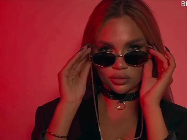 -Dirty-Bitch on BongaCams