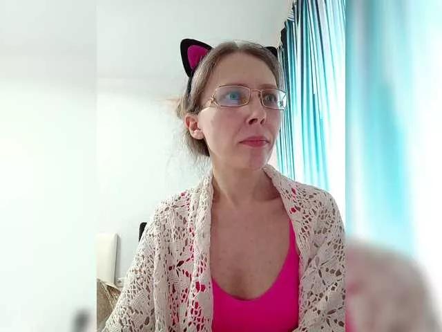 -queen-margo- on BongaCams