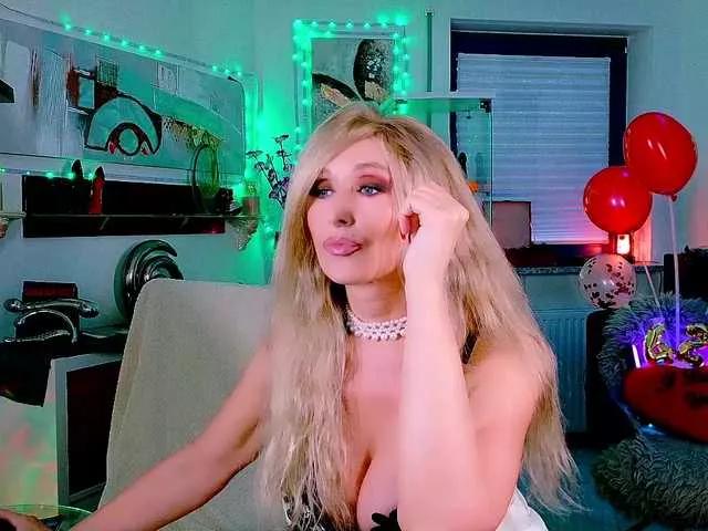 2bigass4u on BongaCams