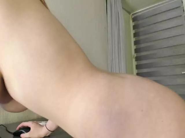 Aariella on BongaCams