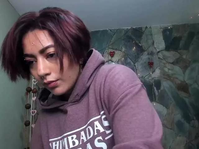 AbbyQueen on BongaCams