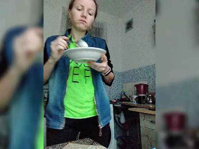 Alenushka888 on BongaCams