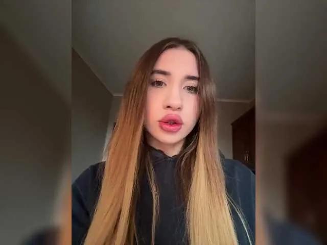 BongaCams alizii is Freechat alizii — cool guys