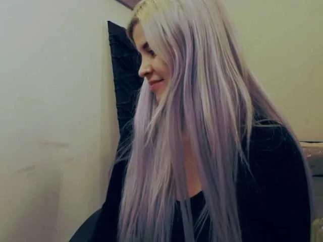 AryaJoliee — I bet you would love to get close to me for hours, I bet you would love to stick your face on my pussy for hours baby