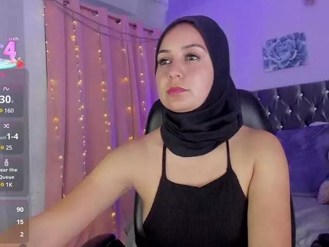 BadraSaadi on BongaCams