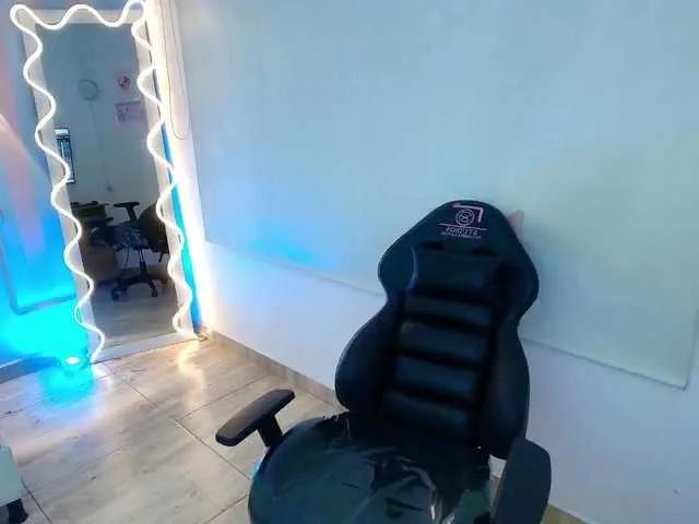 Freechat Brendda-tay on BongaCams