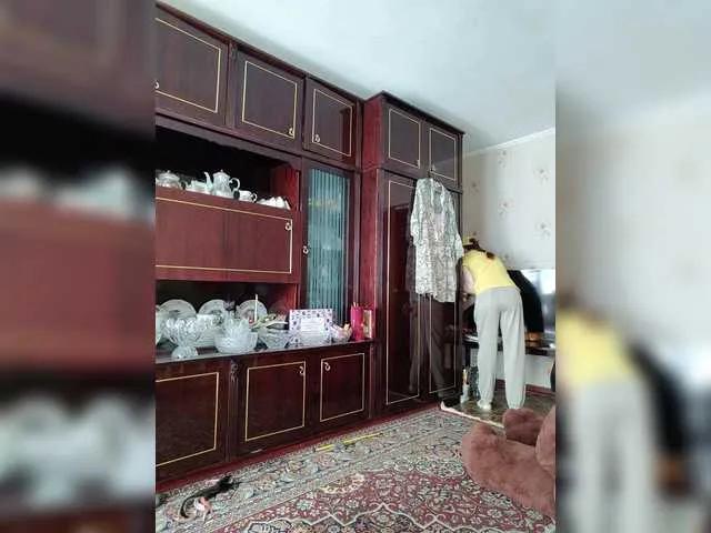 Freechat caroliiine on BongaCams