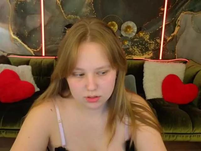 CrystallPaws on BongaCams