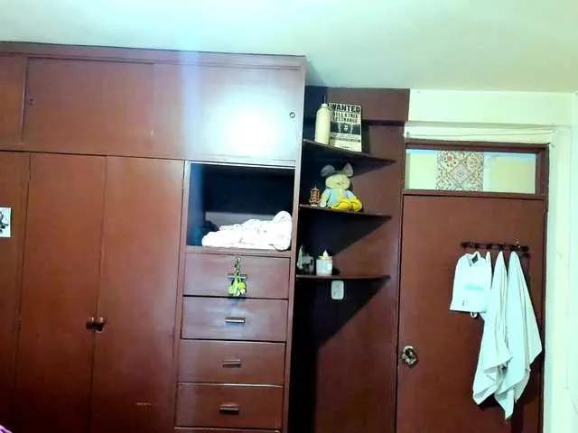 Freechat daphnesweet on BongaCams