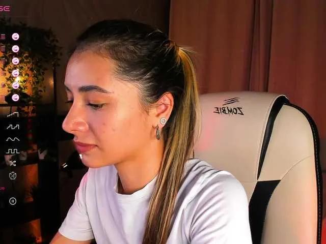 Freechat DarlaBelle on BongaCams