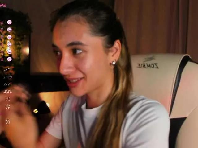 Freechat DarlaBelle on BongaCams