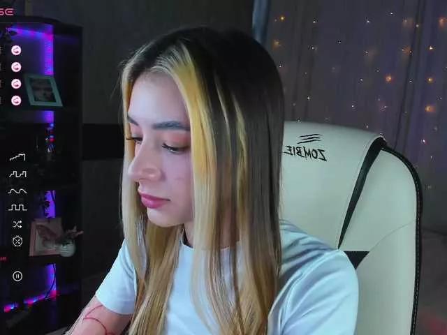 Freechat DarlaBelle on BongaCams