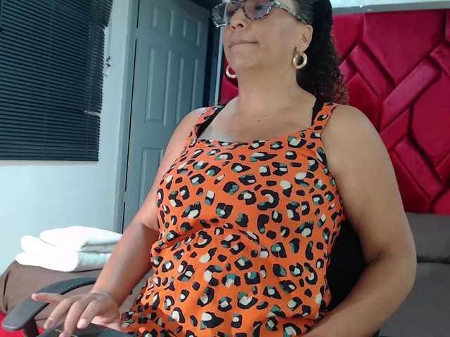 Evamills on BongaCams