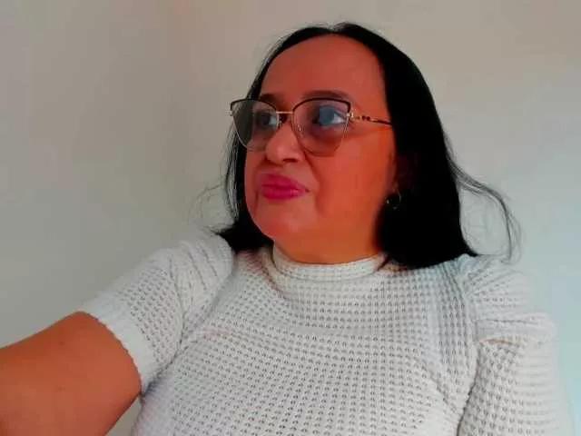 Freechat Gianahomi on BongaCams