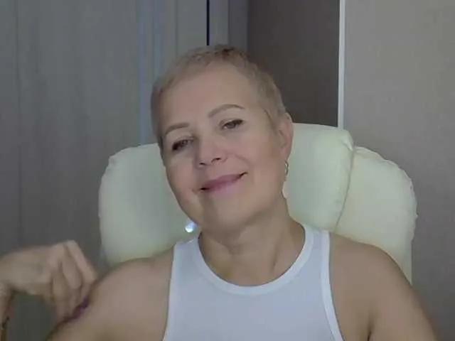 Freechat IFannyLove on BongaCams