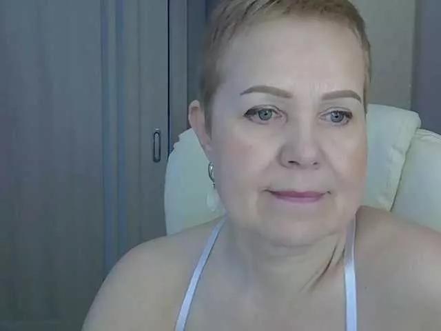 Freechat IFannyLove on BongaCams
