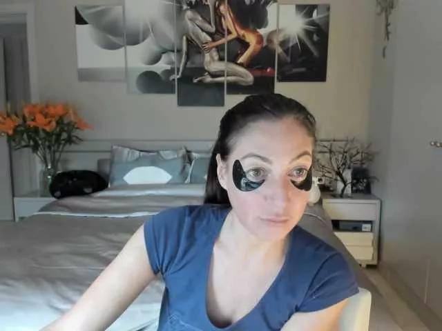 Freechat IrinkaGata on BongaCams