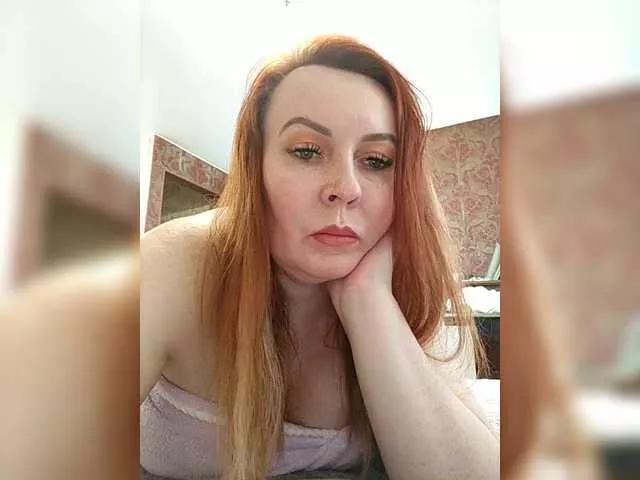 IvettaShine on BongaCams