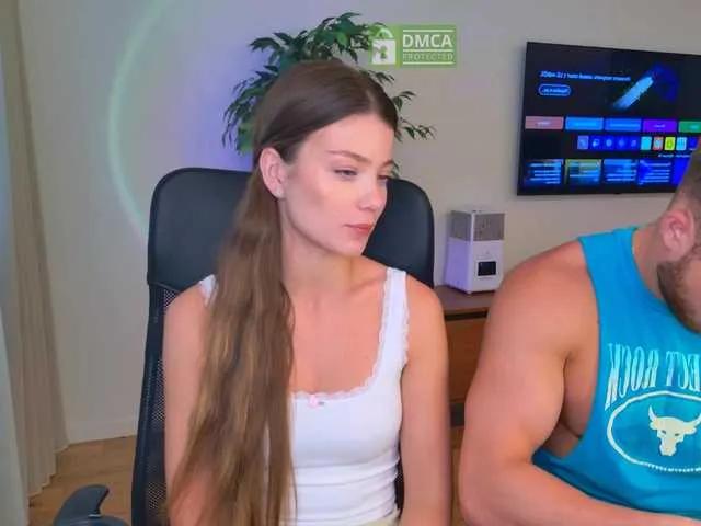 Freechat jony-jessica on BongaCams