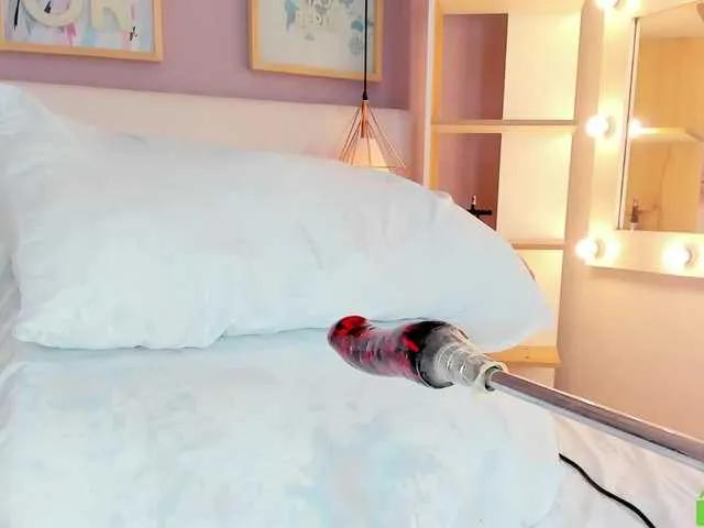 julyannaa on BongaCams