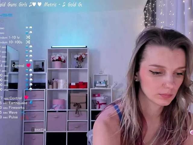 Freechat Karamelsw on BongaCams