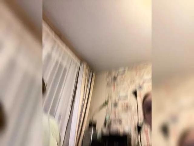 Freechat LinaTwins on BongaCams