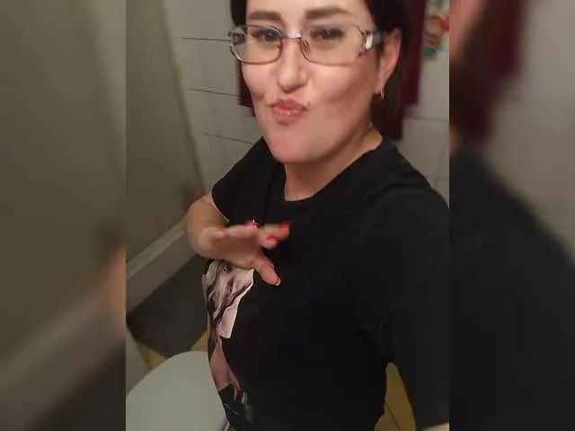 loriktwinss on BongaCams