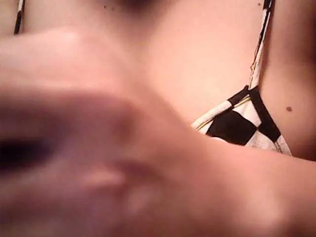 lovelyshantal on BongaCams