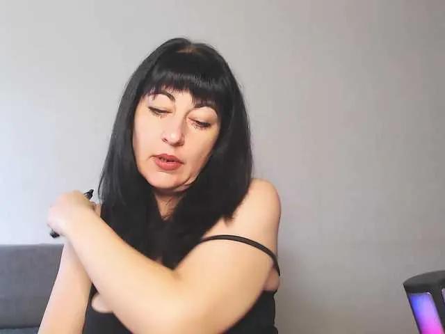 Freechat LunaTwilight on BongaCams