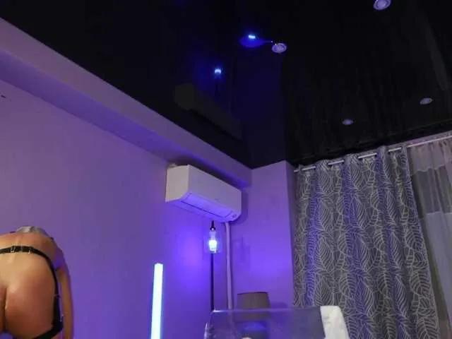 BongaCams mandypeas is Freechat mandypeas — I'm a little bit exhibiotionist and i would love to get fucked in my all holes in the bedroom of a restaurant and felling that hot cum in my holes.