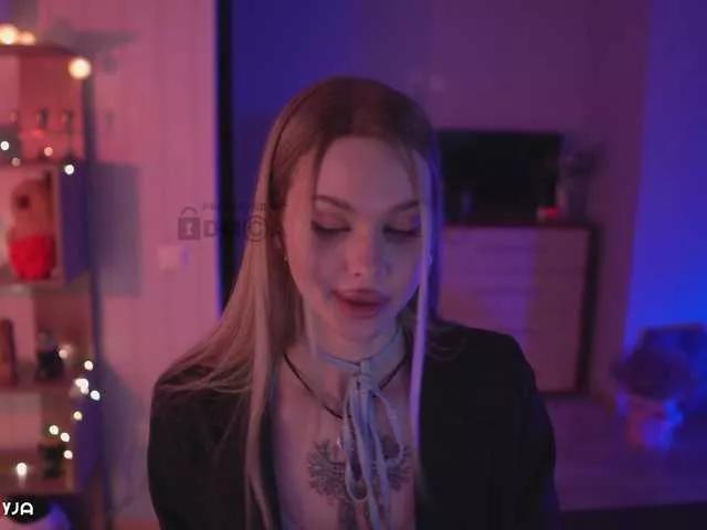 ManiFreyja on BongaCams