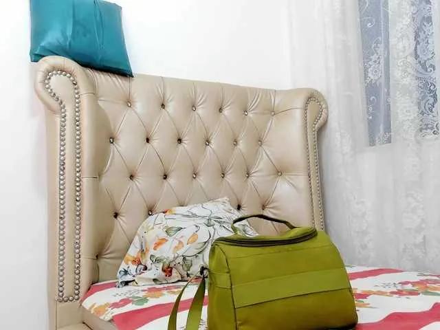 MatureBlonde on BongaCams