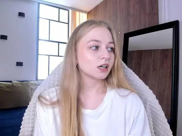 MiaMeowa on BongaCams