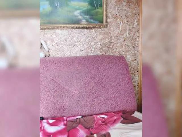 Freechat milli1983 on BongaCams