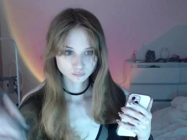 mnepohuyy on BongaCams