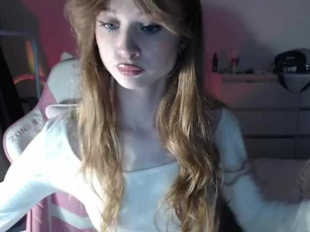 mnepohuyy on BongaCams