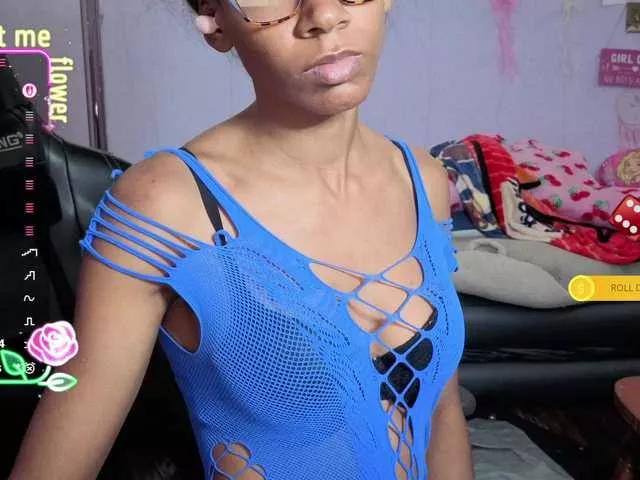 Mocha17 on BongaCams