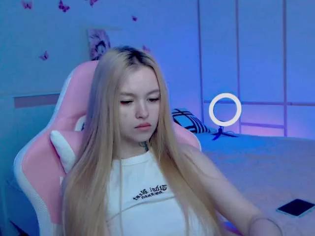 Freechat NaughtyMable on BongaCams