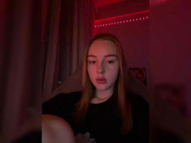 Nestyzz on BongaCams