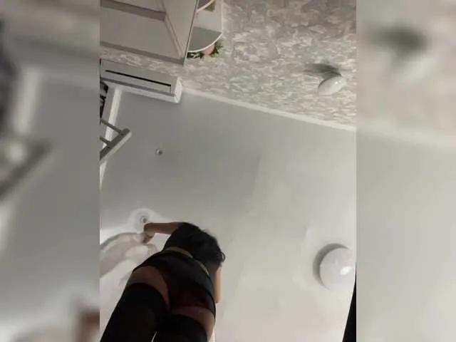 Nicol — Men who know what they want and do it) and of course vibrations of Lovense