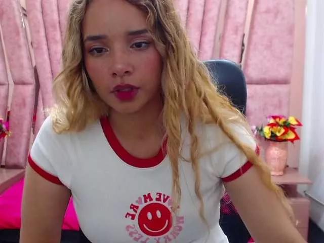 OliviaFox on BongaCams