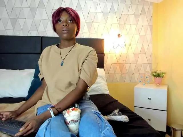 OliviaGarciaa on BongaCams