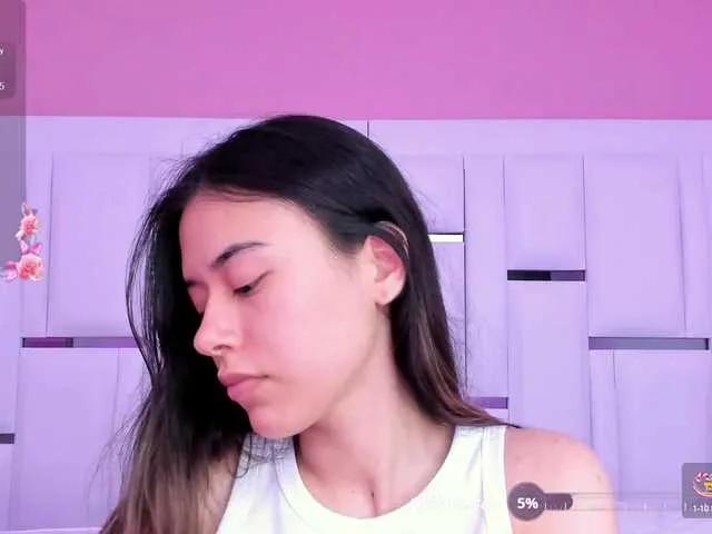 SashaCollinss on BongaCams