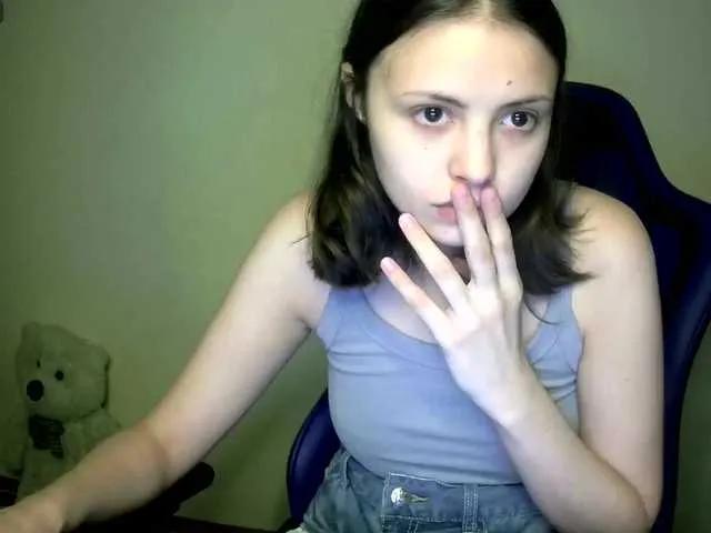 SilverSaya on BongaCams