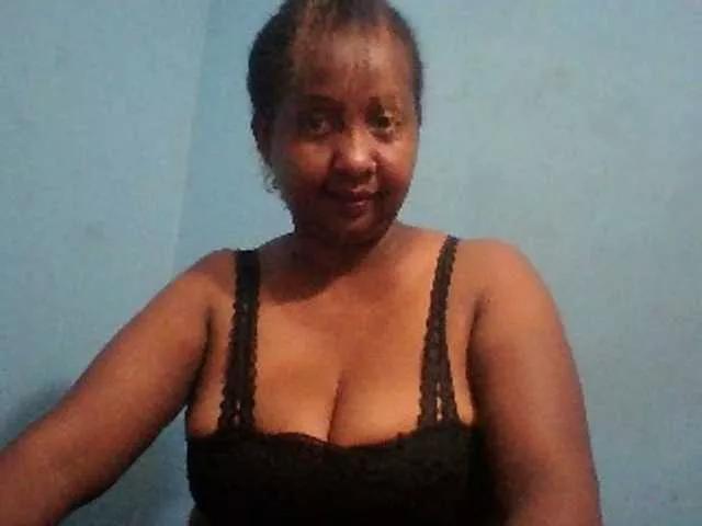 Sylivinaahh on BongaCams