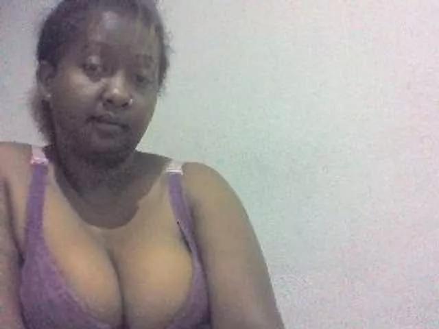 Sylivinaahh on BongaCams