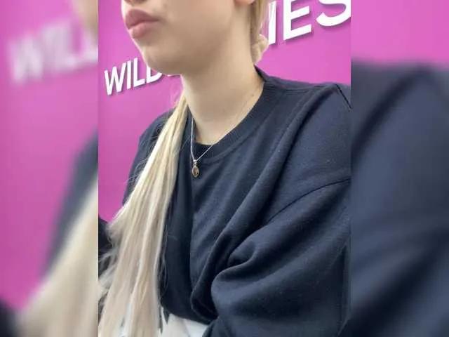 VikaAndMilana — Freechat on BongaCams