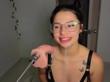 Freechat 0ne_of_0ne on Chaturbate