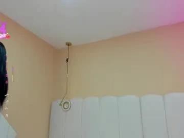 _huge_boobs_ebony on Chaturbate